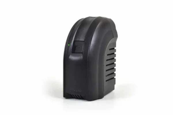 O Estabilizador TS Shara 300VA oferece proteção eficiente para seus aparelhos eletrônicos, evitando danos causados por variações de tensão.